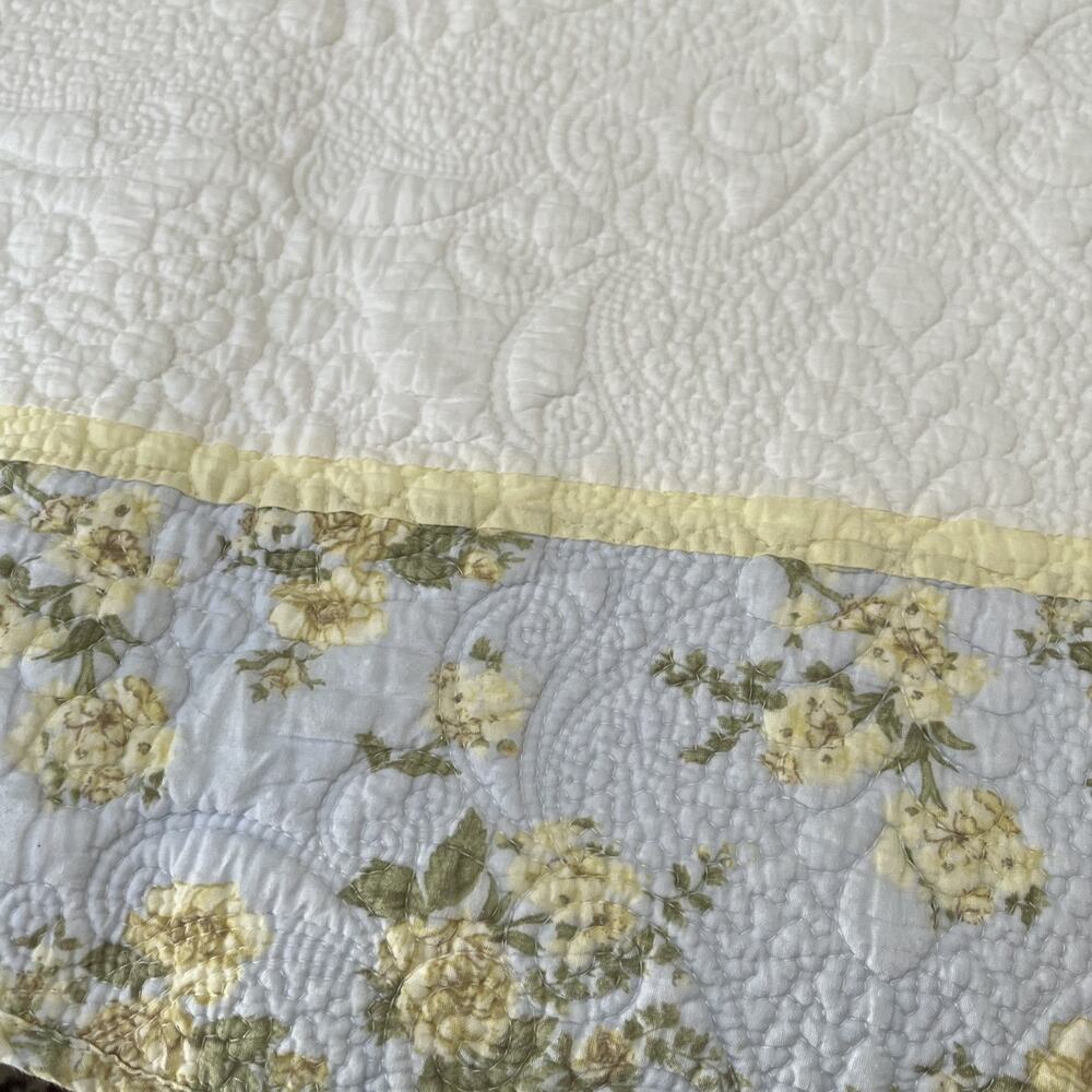 Vintage Yellow Floral Medallion Design Cotton Quilt 87"x83" - Picture 9 of 15